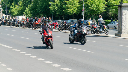 Berliner Biker Clubs in Berlin zur Demo gegen das Sonntagsfahrverbot