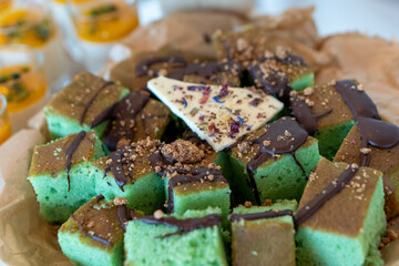 Chocolate and Kiwi dessert