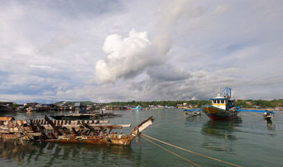 Fototapeta na wymiar a group of sunken ships between the Islands of Bohol and Panglao