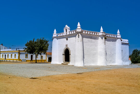 White Chapel in Alvito Alentejo 