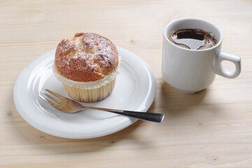 Muffin and coffee