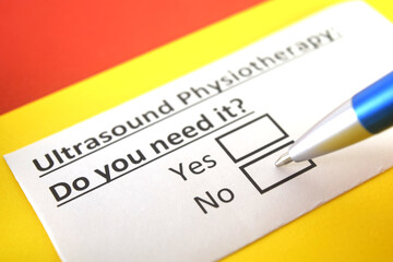 Obraz premium One person is answering question about ultrasound physiotherapy.