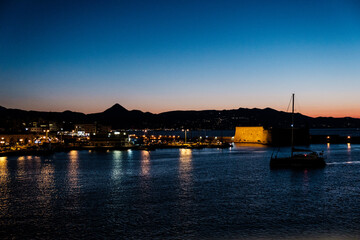 Fototapeta premium sunset at the harbor