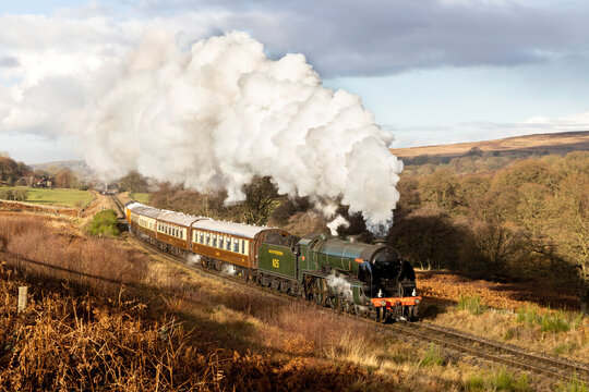 SR S15 No. 825 powers through Moorgates with the 12:00 Diner to Pickering from Grosmont on Saturday 30th November 2019, the first day of the Christmas running.