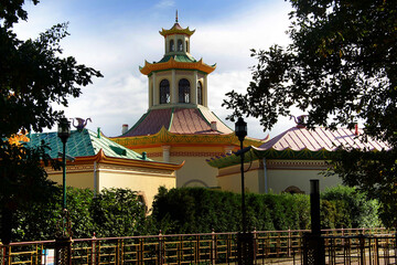 chinese temple roof