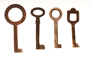 
bunch of ovintage and rusty keys