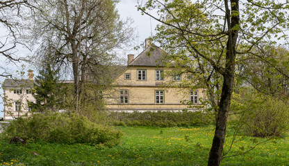 Fototapeta na wymiar old wooden manor in estonia