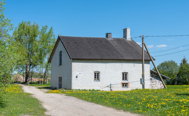 Fototapeta na wymiar old barn style building in estonia
