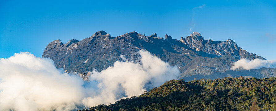 panoramic view of Mount Kinabalu at near sunsets