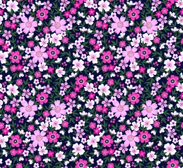 Foto op Plexiglas Kleine bloemen Uitstekende bloemenachtergrond. Naadloze vector patroon voor design en mode prints. Bloemenpatroon met kleine paarse bloemen op een donkerblauwe achtergrond. Ditsy stijl.