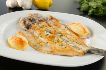 grilled fish with potatoes