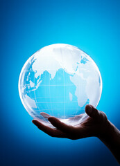 ガラスの地球儀