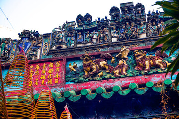 Obraz premium Thien Hau Temple (Hoi quan Quang Trieu pagoda) - One of Vietnamese Chinese temple at Ho Chi Minh City (Saigon), Vietnam