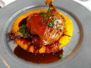 duck breast meat on resturant