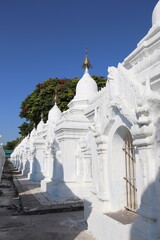 Pagode Kuthodaw à Mandalay, Myanmar