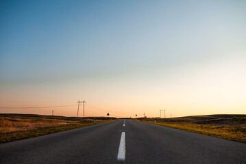 Naklejka premium empty road