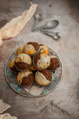 Chocolate Vanilla Cupcakes