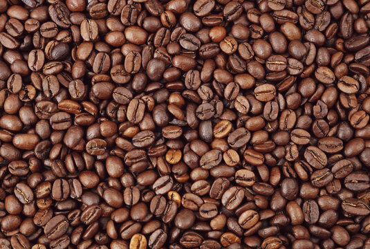 Roasted coffee beans © Stillfx