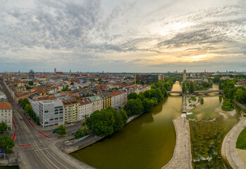 Obraz premium Munich view from a drone at the sunrise includes the Isar river and some popular landmarks