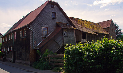 Fototapeta na wymiar Alter Bauernhof im Odenwald