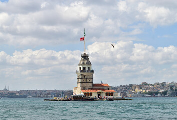Fototapeta na wymiar Maiden's Tower (Kiz Kulesi) at Bosphorus, Istanbul. One of the symbols of Istanbul. TURKEY