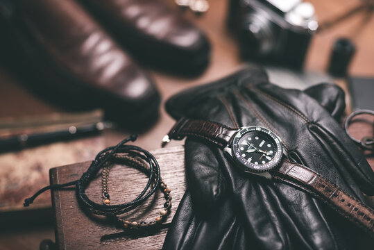 Men Watch And Accessories