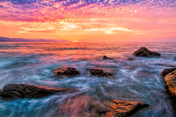 Fototapeta na wymiar Sunset Ocean Brilliant Color