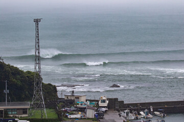 Large Waves from Typhoon, Hurricane, breaking, climate & ocean temperatures are rising, Surfing In...