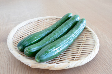 ザルに載せた胡瓜