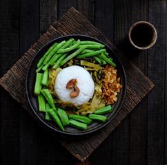 vegan meal for lunch time, vegetarian rice dish with boiled vegetables, simple meal, non meat diet good for health