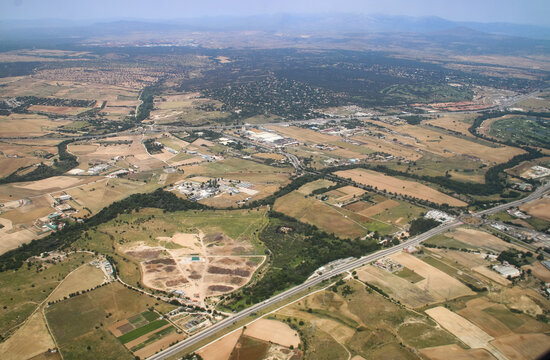 Carretera M-100, carretera M-111 y el r&iacute;o Jarama entre San Sebasti&aacute;n de los Reyes y Belvis de Jarama, Madrid, Espa&ntilde;a.