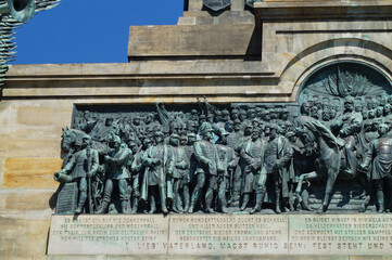 Die Wacht am Rhein - Niederwald-Denkmal oberhalb von Rüdesheim am Rhein