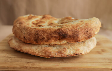 resh Georgian pita bread