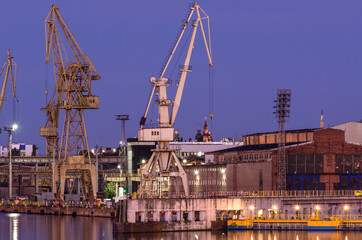 SHIPYARD - Port cranes, quay and industrial buildings 