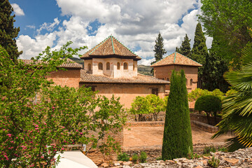 Naklejka premium Panoramic view of the Alhambra in the city of Granada, Spain.