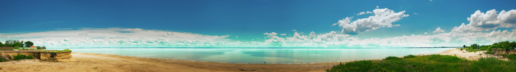 Krasnodar reservoir, sandy beach in the area of the village of Starokorsunskaya