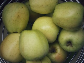 pears in a basket