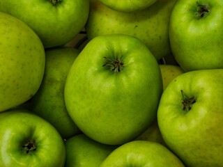 green apples background