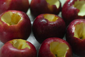 apples, prepared for roasting
