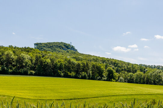 Dornach, Gempen, Gempenplateau, Schartenflue, Gempenturm, Wanderweg, Landwirtschaft, Felder, Baselland, Solothurn, Sommer, Schweiz