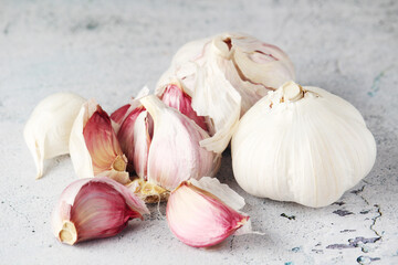 Garlic bulbs on the table