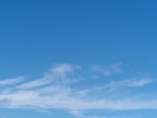  white and black clouds were seen late into the