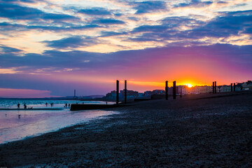 Obraz premium sunset over the river