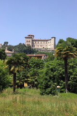 Fototapeta premium rocca di angera italia 