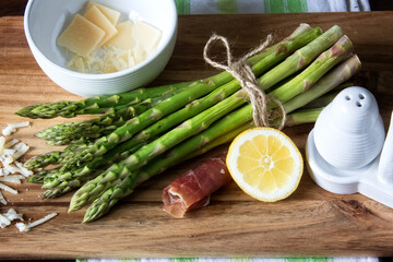 Asparagus with the prosciutto
