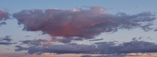 Evening sky with clouds. Blue hours sky. Pink afternoon vanilla sky - 355008415