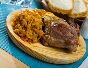 Spanish dish galtas al horno