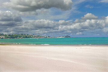 Strand bei Perros-Guirec in der Bretagne am Ärmelkanal,Frankreich