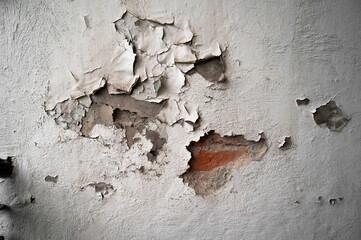 old cracked wall