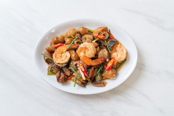 Stir-Fried Sea Cucumber with Shrimps